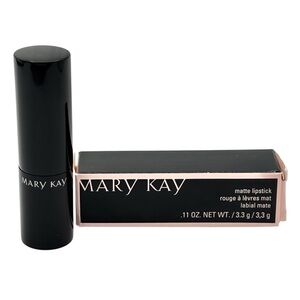 Mary Kay Matte Lipstick in the shade Tenacious Taupe 145963